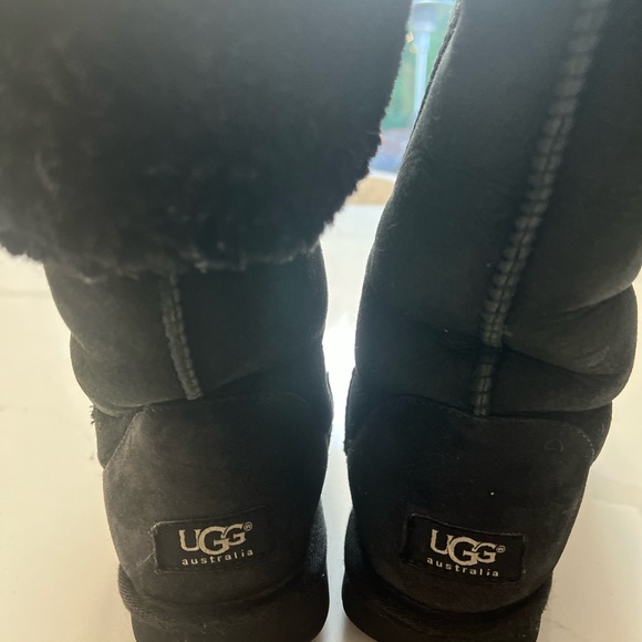 UGG Classic Tall II Women's Boot, Size 8 Black MSRP $199.99 - Picture 6 of 9